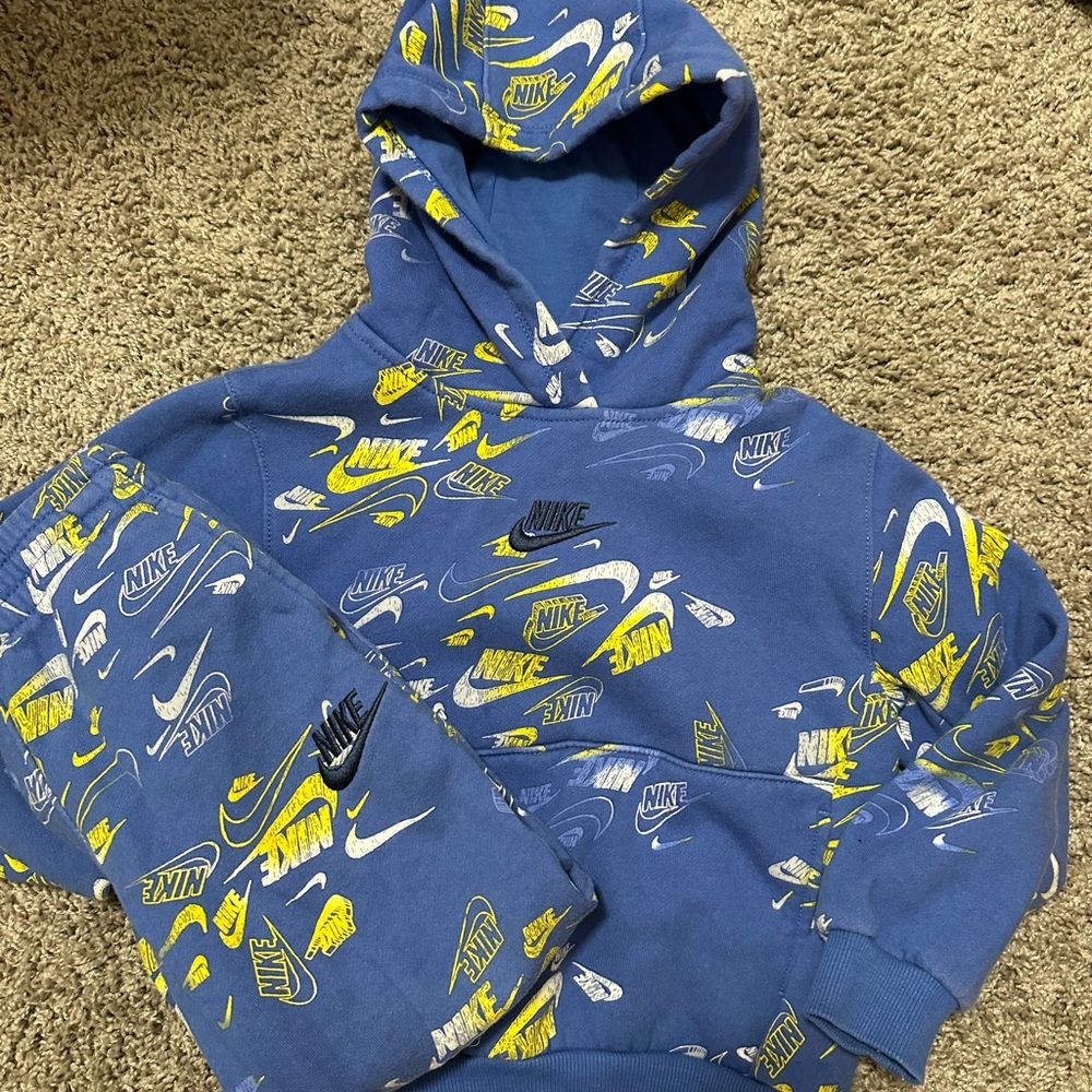 Nike Blue matching sweatsuit